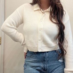 hollister white knit cardigan